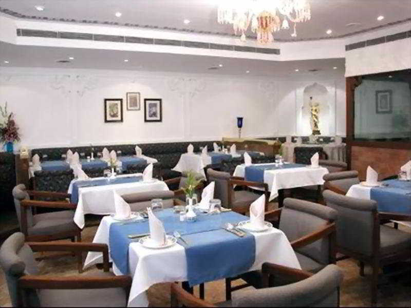 컴포트 인 허리테이지 호텔 뭄바이 레스토랑 사진